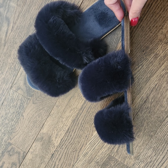 NEW Loft Slippers - Picture 2 of 3